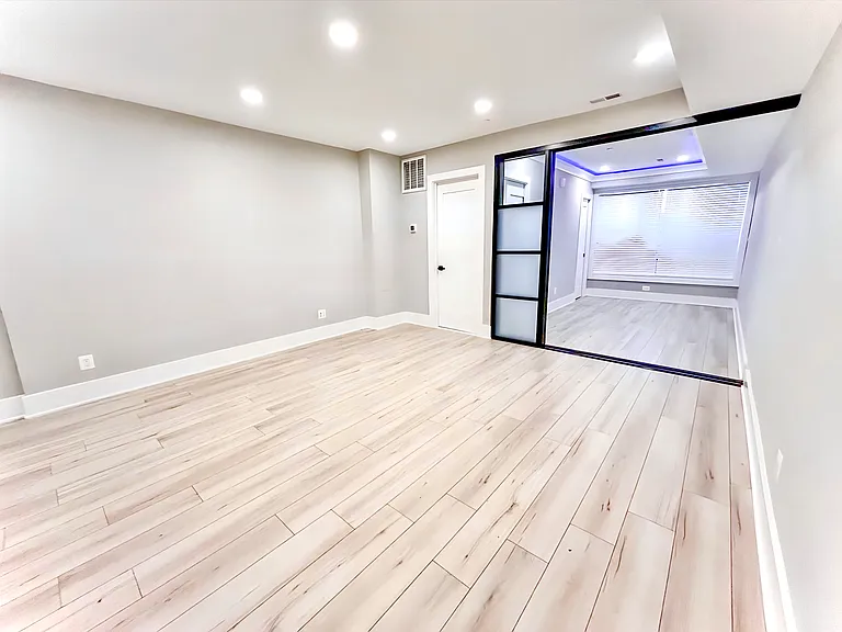 4014 Georgia Ave NW #C001 — Photo 19