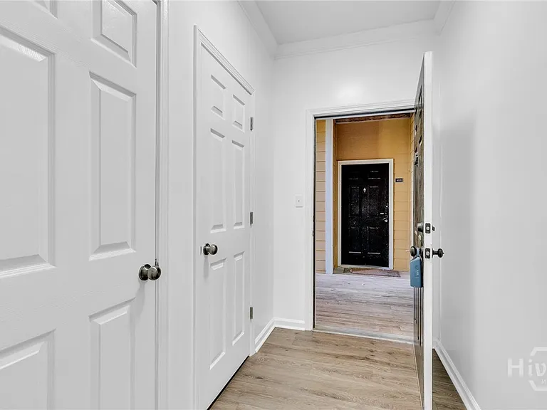 4104 Walden Park Dr — Photo 4