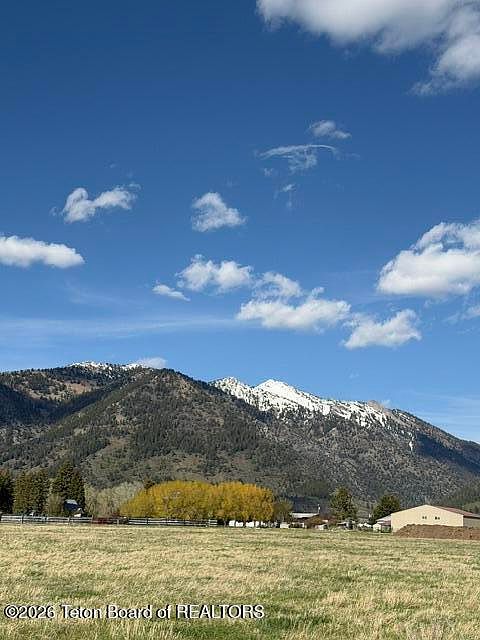 1st image of 9 Moses Meadows Dr