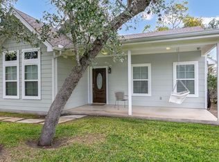 766 Julia Dr, Comfort, TX 78013