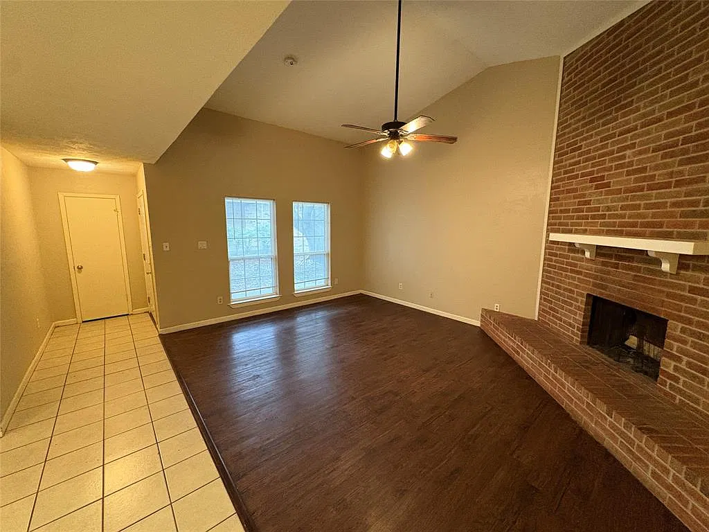 2 bed, 1181 sqft, $1,500 — Photo 3