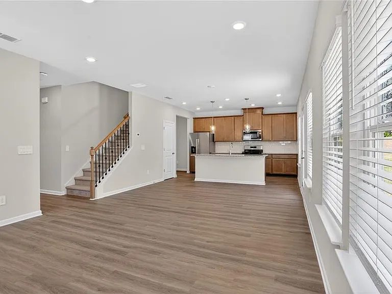 6929 Winchester Pl — Photo 15