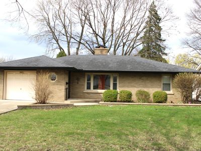 1717 W Acres Rd, Joliet, IL, 60435