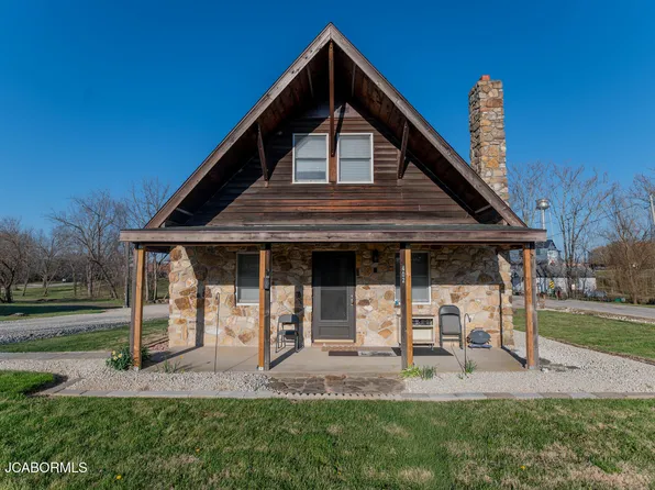 402 S Bland Ave, Belle, MO 65013
