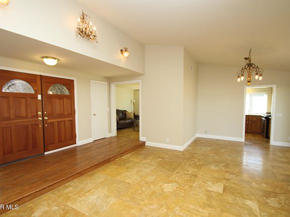 2nd image of 135 Mesa Ave