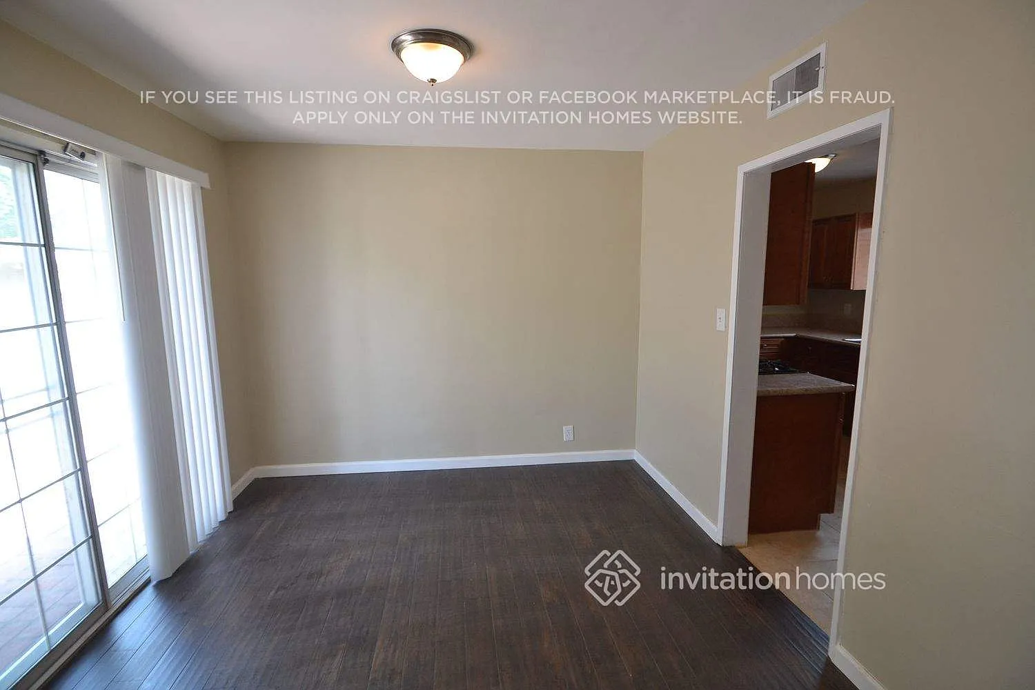 15309 Kingsbury St Mission Hills, CA 91345 — Photo 4