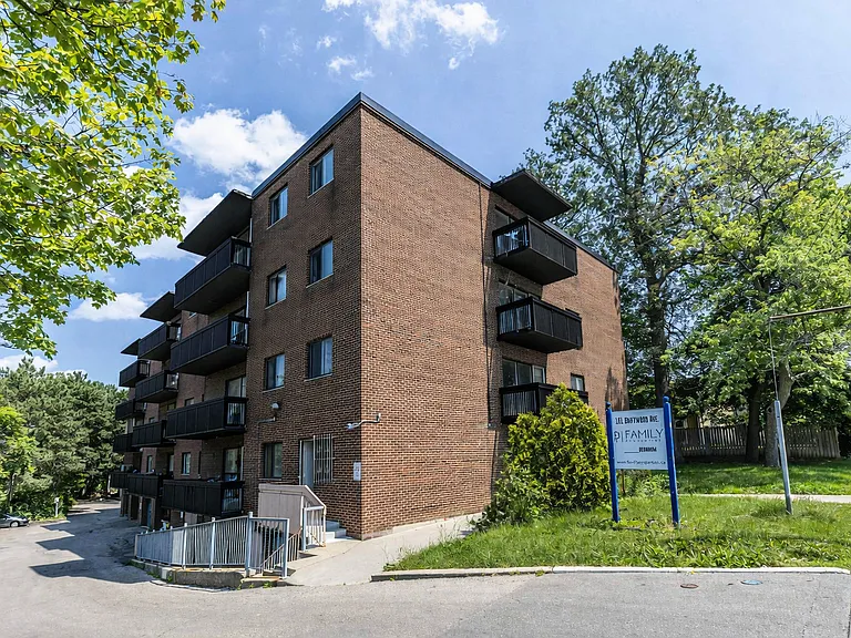 101 Driftwood Ave — Photo 9