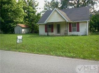 280 Public Well Rd, Pleasant Shade, TN 37145