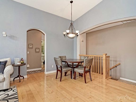 5th image of 11402 Miro Cir