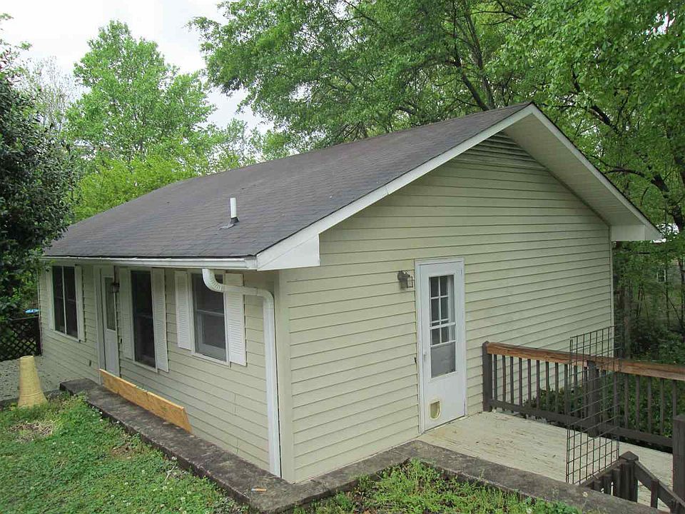 1st image of 114 Hotel Hill Dr