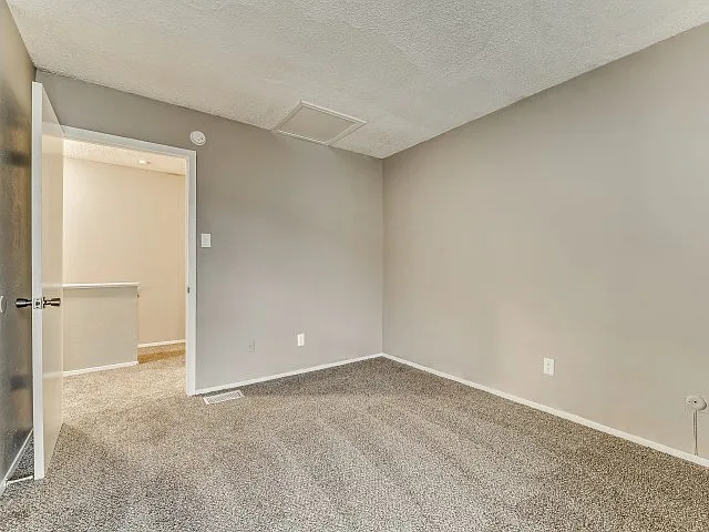 Pinewoods Apartments — Photo 14