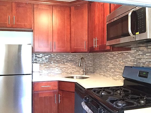 3rd image of 61-25 98th St #17H