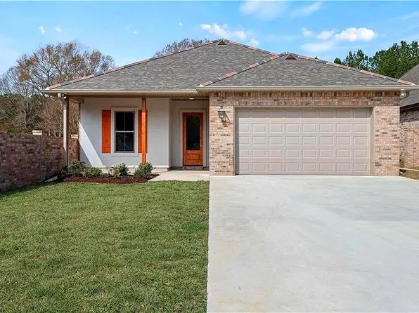 285 Lourdes Ln, Covington, LA 70435