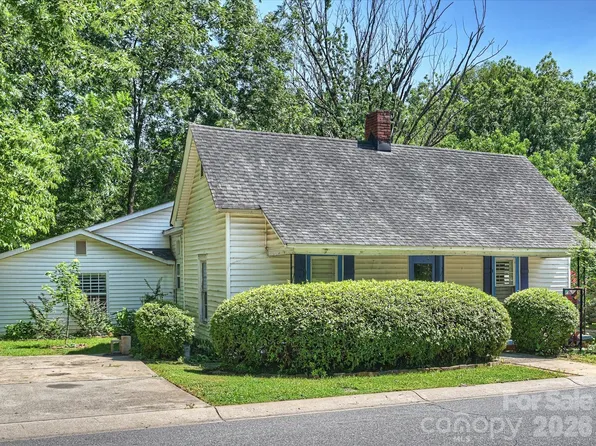3014 Yadkin Ave, Charlotte, NC 28205