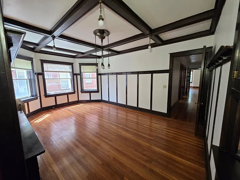 824 Columbus St #4 — Photo 14