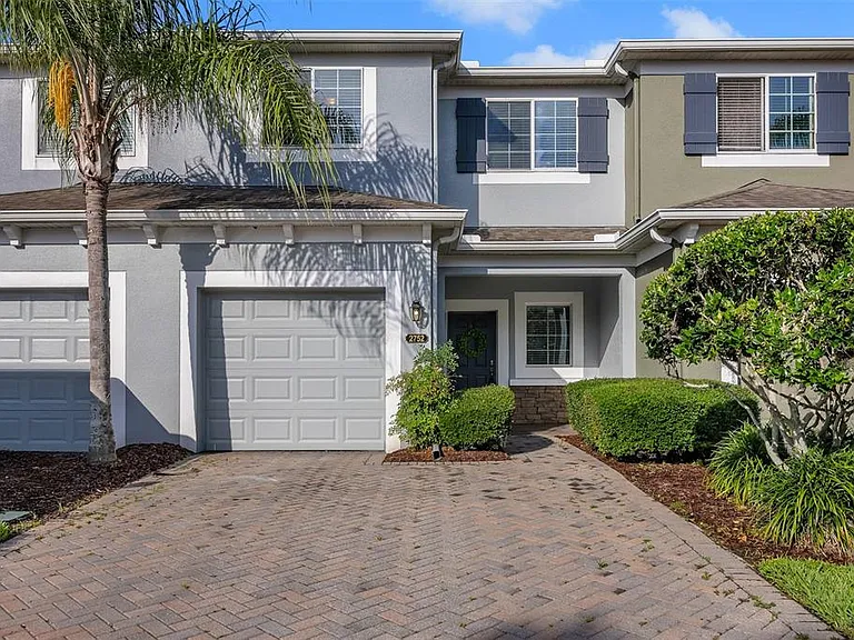 2752 River Landing Dr — Photo 1