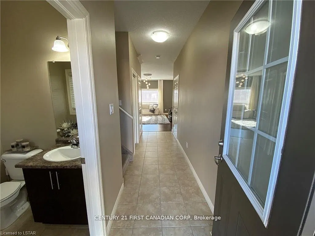 3 bed, $2,750 — Photo 2