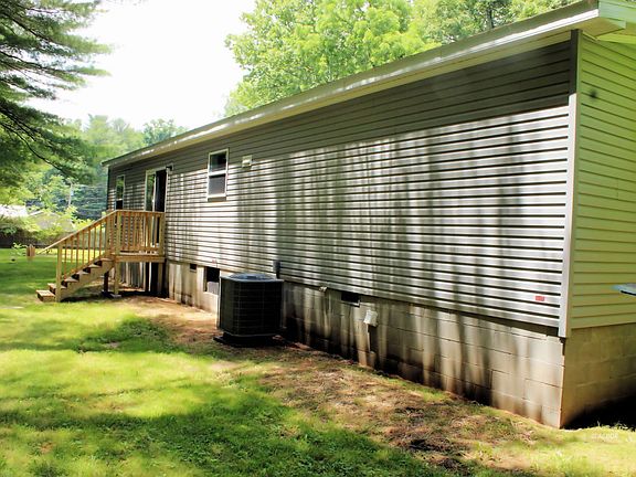3rd image of 470-480 County House Ln