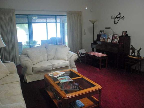 4th image of 3833 Wilshire Cir W #25