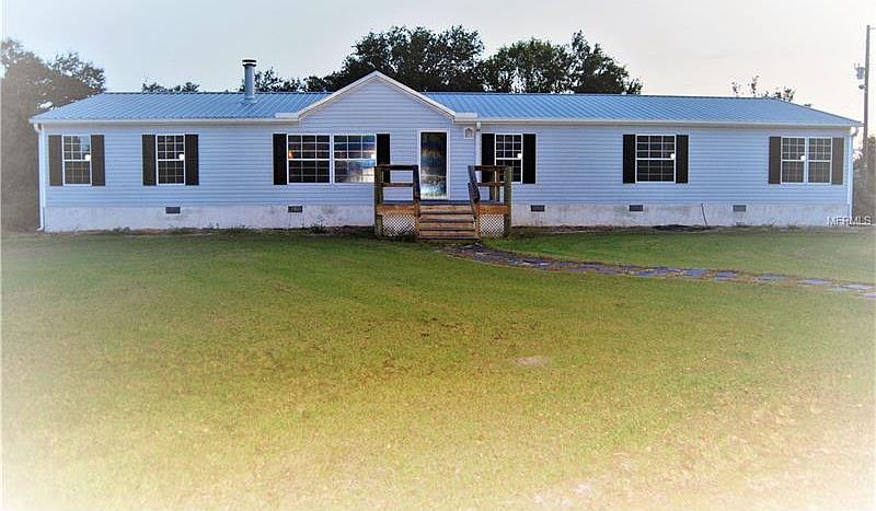 1st image of 3151 NE Oltmanns St