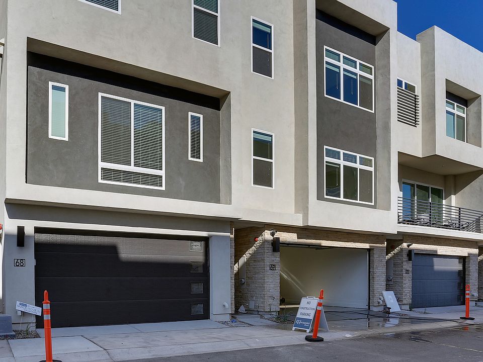 Luxurious Townhomes