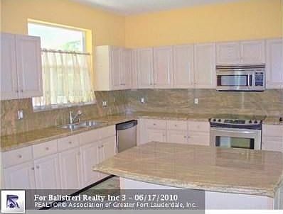 2nd image of 11980 Glenmore Dr