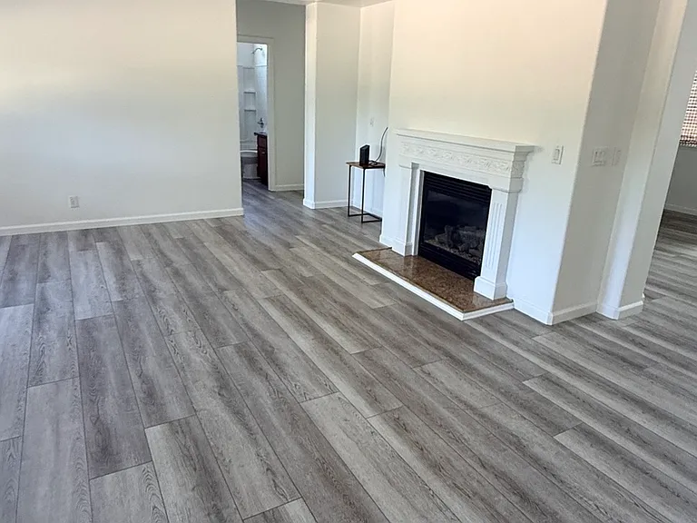 2337 N Silvervale St — Photo 10