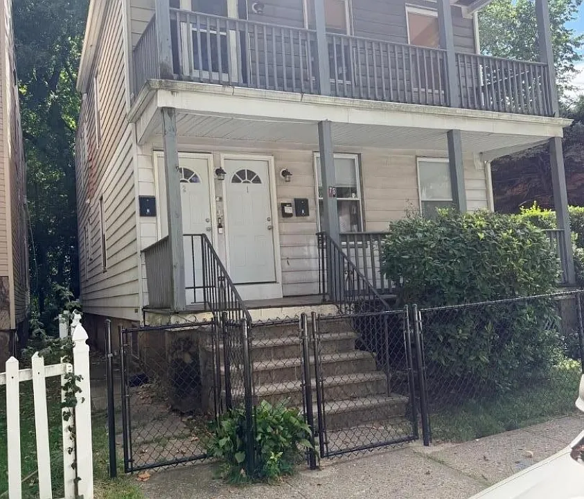 78 N Park St #2