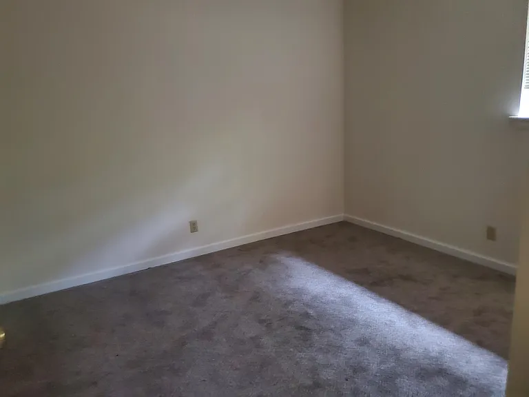 1803 N Concord Rd #B — Photo 10