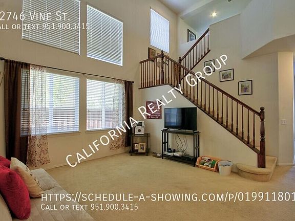 2nd image of 32746 Vine St