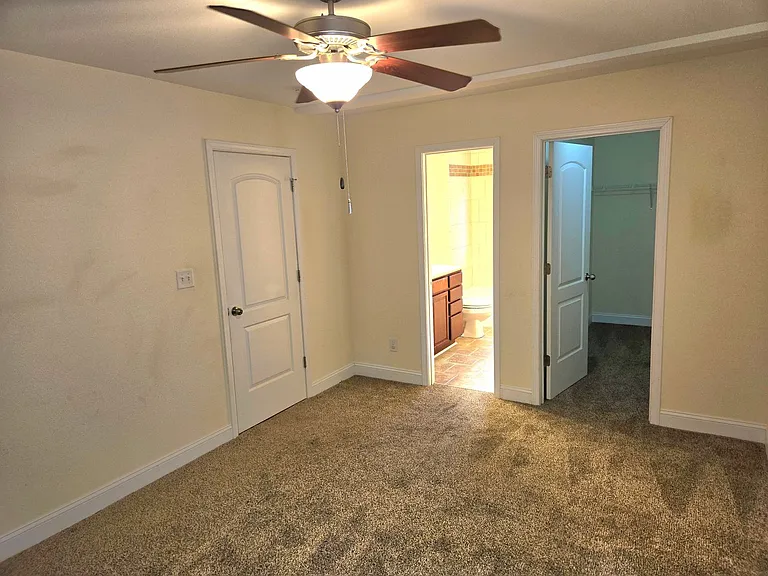 2201 Pershing Ave — Photo 23