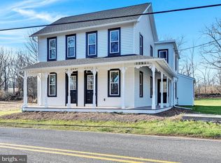 195 Creek Rd, Denver, PA 17517