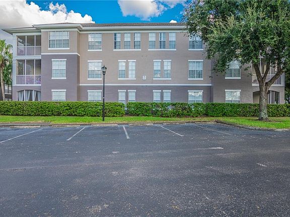 3rd image of 9320 Crescent Loop Cir APT 204
