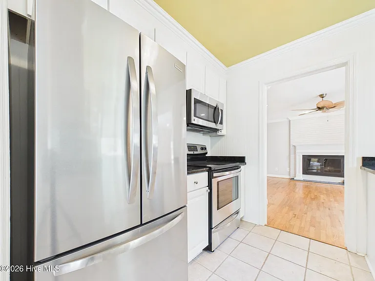 2912 Oberlin Rd — Photo 18