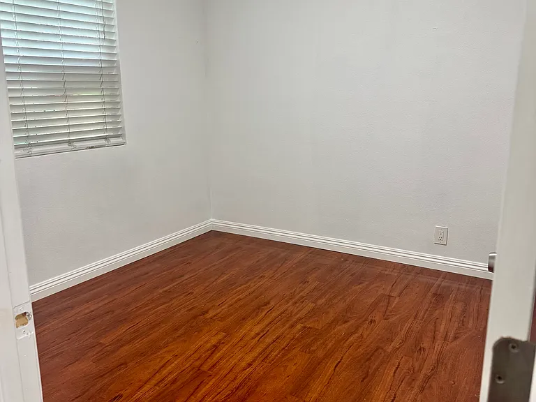 2337 Stacy Ln — Photo 7