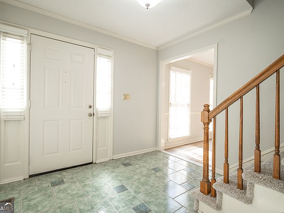 3rd image of 201 Chesterfield Rd