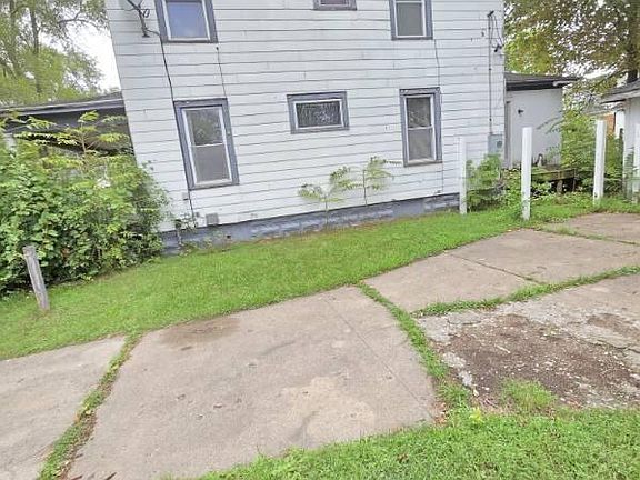 3rd image of 716 Judge Ave