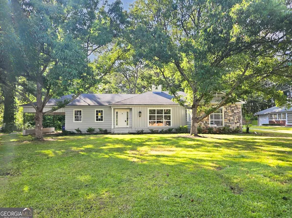 153 Lagrange St, Grantville, GA 30220