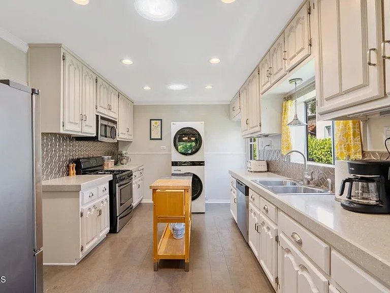 1421 Monte Vista St — Photo 13