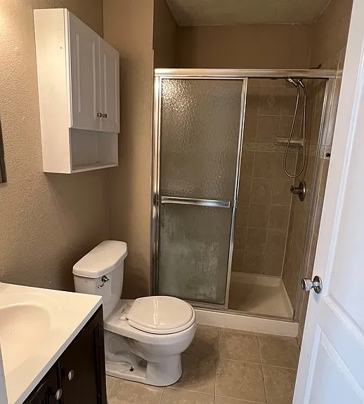 639 Del Valle Ave — Photo 3