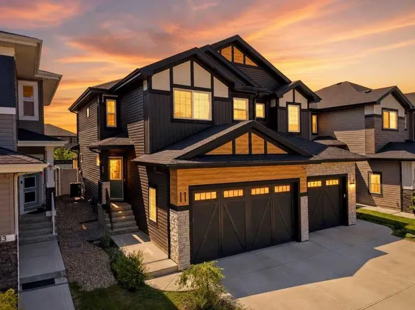 11 N Linden Pl, Red Deer County, AB T4E 3C4