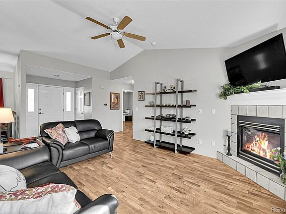 5th image of 453 N 15th Avenue