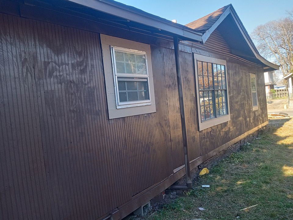 1st image of 803 Richmond Ave