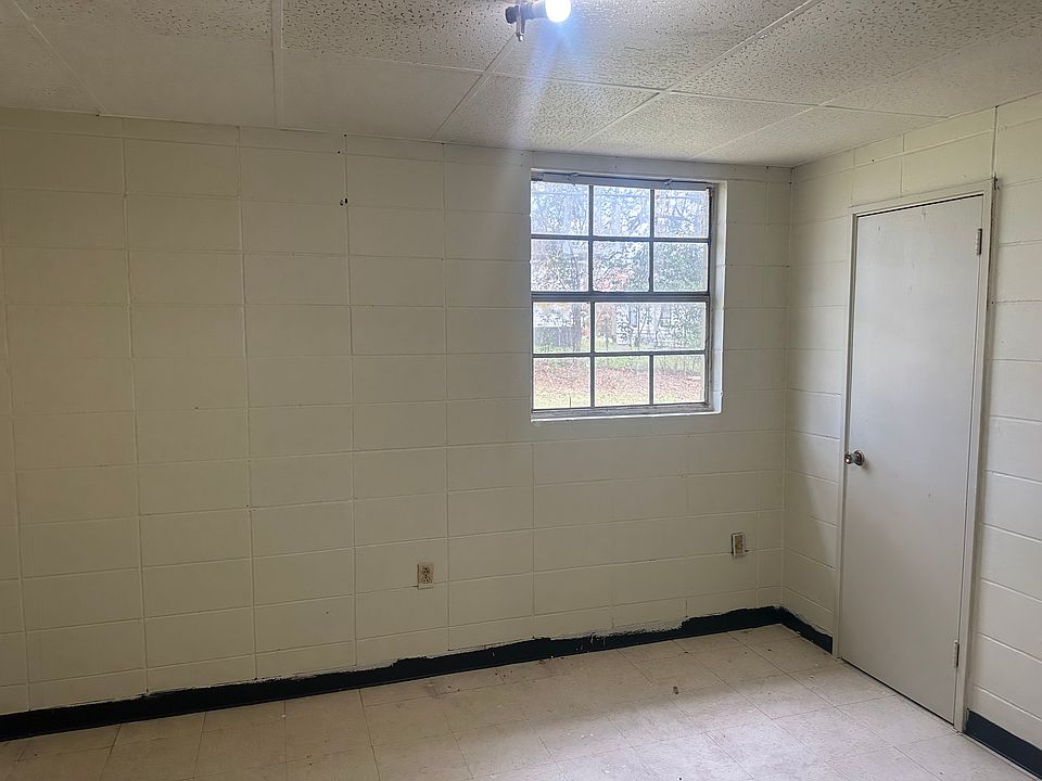2nd image of 3002 25th St #A
