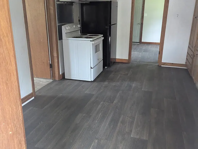 232 Hulin St — Photo 3
