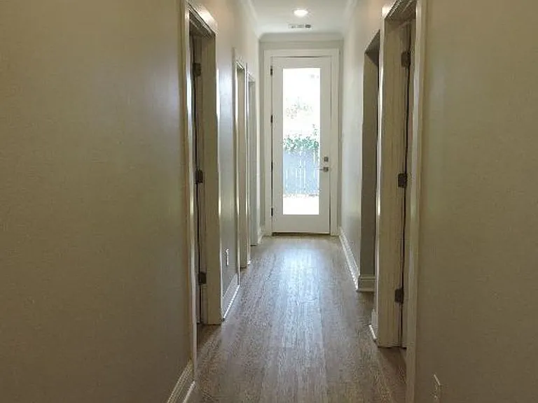 15042 Vintage Jade Ct — Photo 9