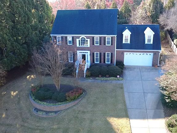 4th image of 102 Serence Ct