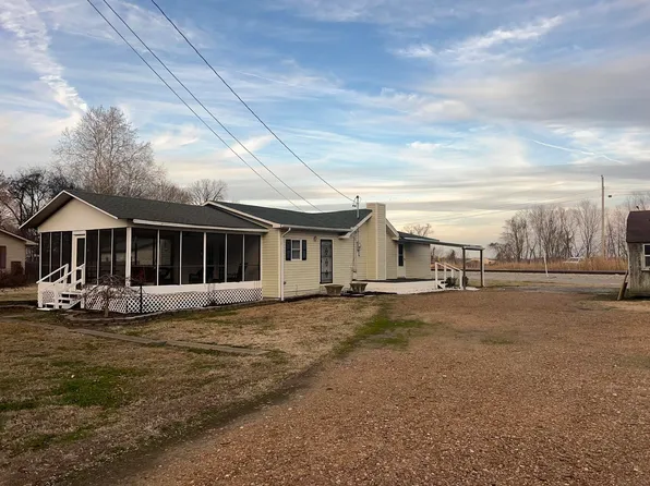 676 N Church Dr, Rives, TN 38253