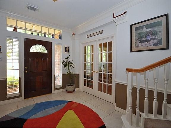 2nd image of 1922 Stormcroft Cir