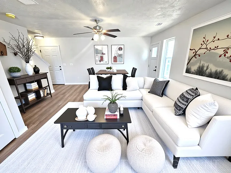 Tunis Drive Townhomes — Photo 15